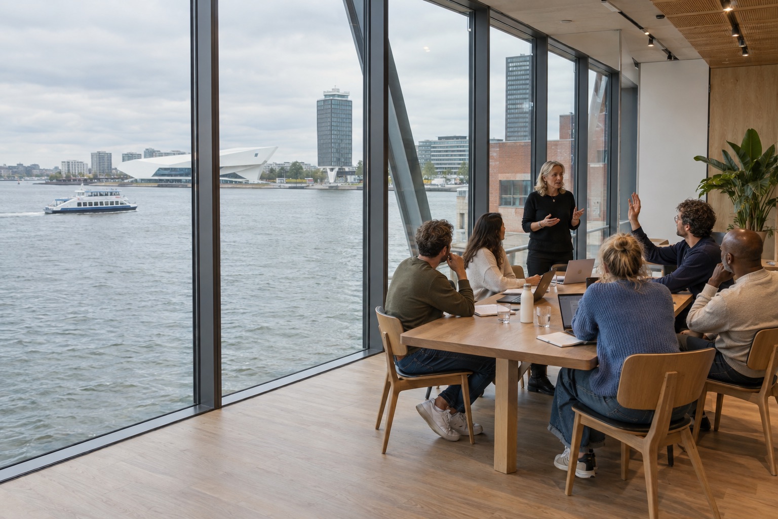 Training in kleine groep bij Learnit aan het IJ in Amsterdam